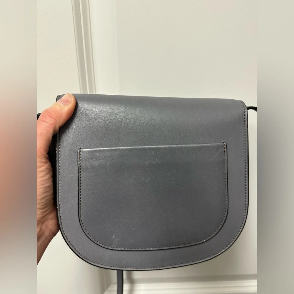 CELINE SMALL LEATHER TROTTEUR - Picture 8 of 13